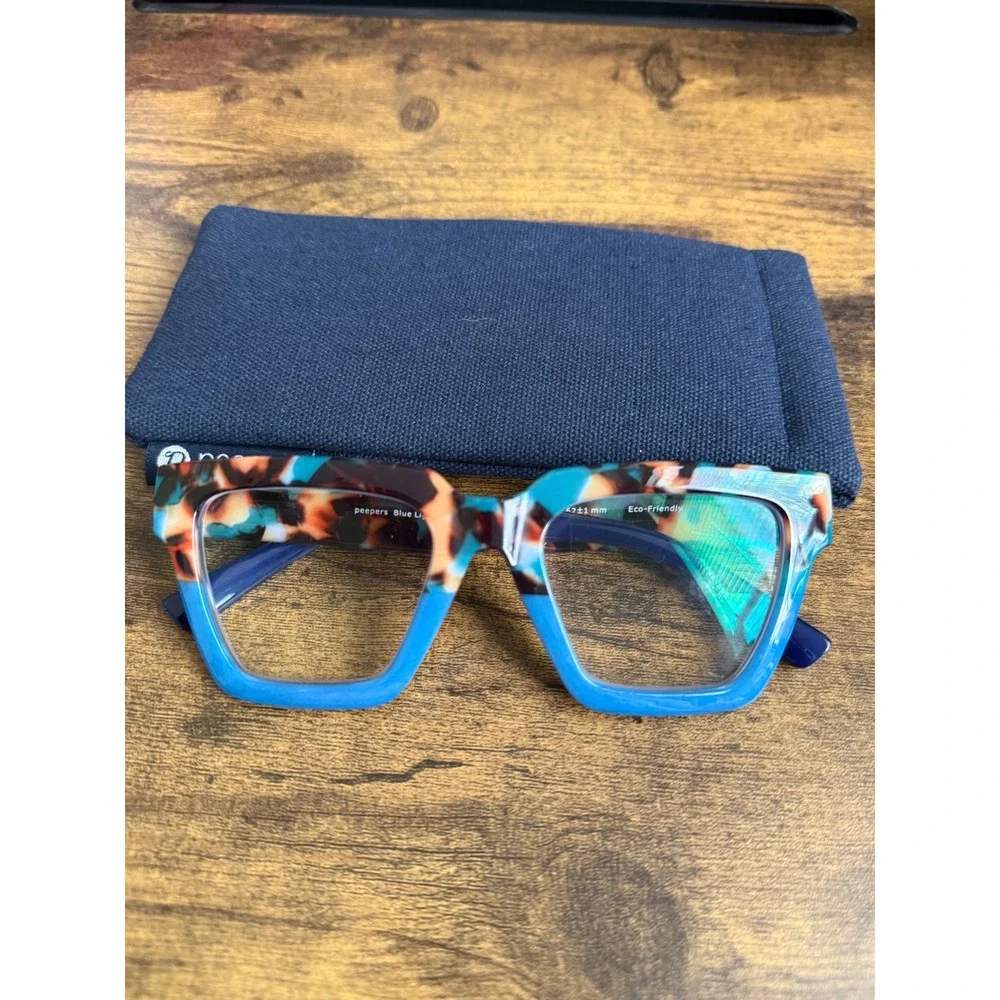 Peepers Take a Bow +2.00 Blue Light Readers Square Glasses w Case